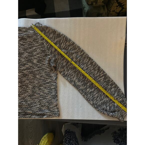 SHEIN Black,/White Puff Sleeve Crew Neck Sweater M Cozy Comfy Winter Fall Twee - Picture 9 of 10